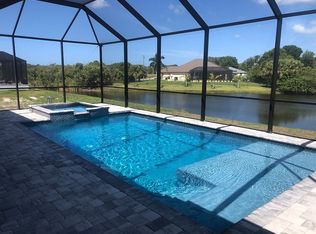 126 Hunter Rd, Rotonda West, FL 33947