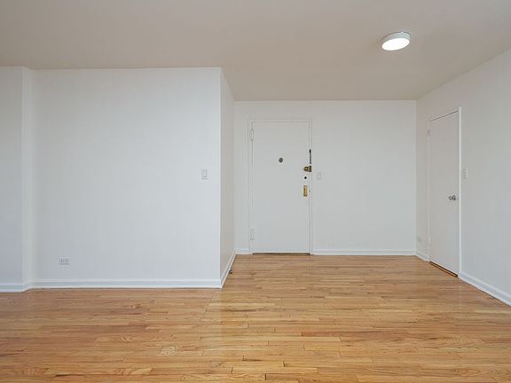 3rd image of 2385 Barker Ave APT 3L