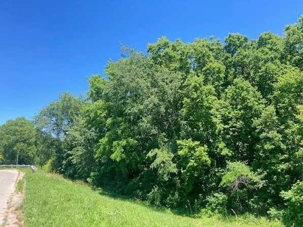 Ash St, Atchison, KS 66002