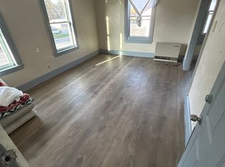 145 College Ave #2, Waterville, ME 04901