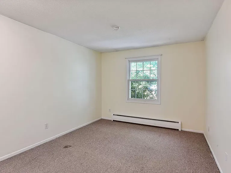 819 Smetana Rd #7 — Photo 17