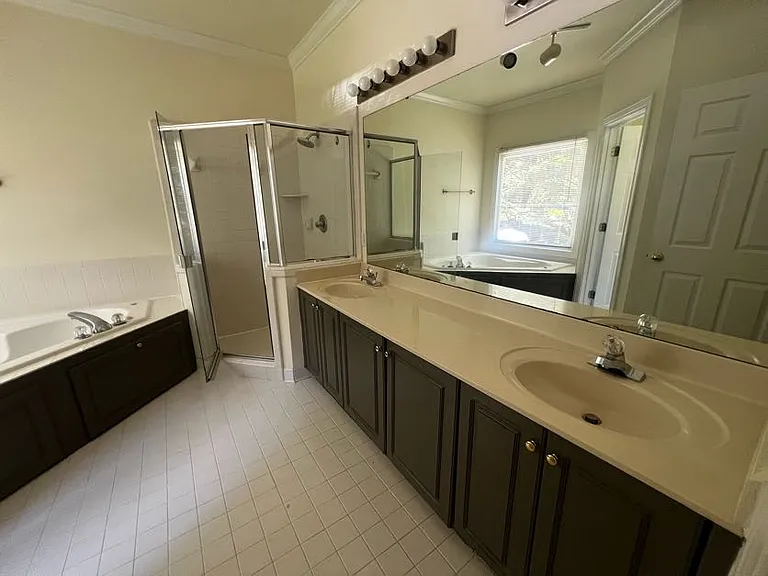 4309 Sprague Rd — Photo 26