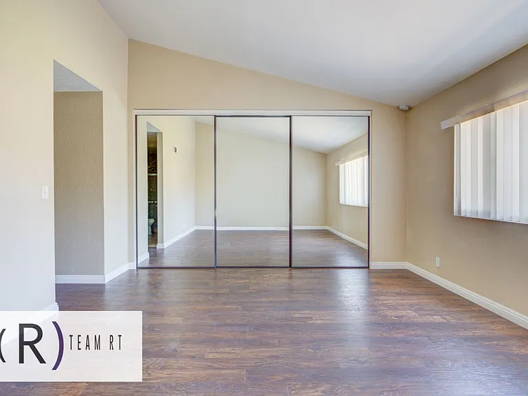 555 Azusa Ave #32 — Photo 18