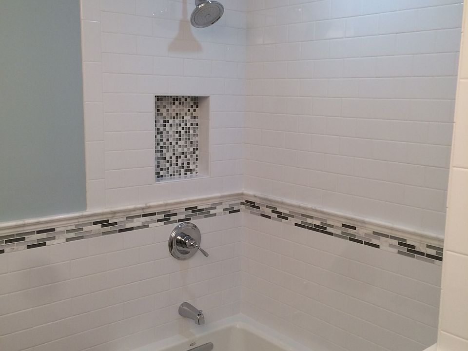 2nd image of 721 Smoke Hollow Trl