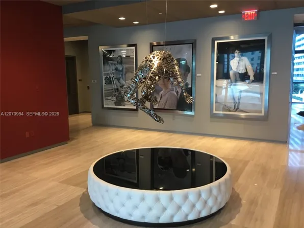 1080 Brickell Ave, Miami, FL