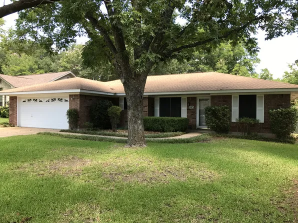 185 Turkey Run, Meadowlakes, TX 78654