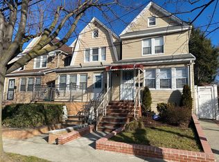 7609 164th St, Fresh Meadows, NY 11366