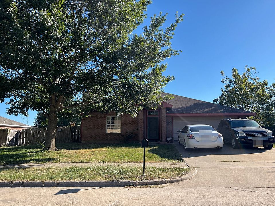 1st image of 218 Wilshire Dr