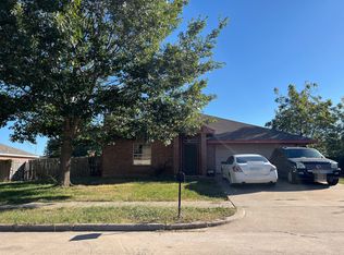 218 Wilshire Dr, Glenn Heights, TX 75154