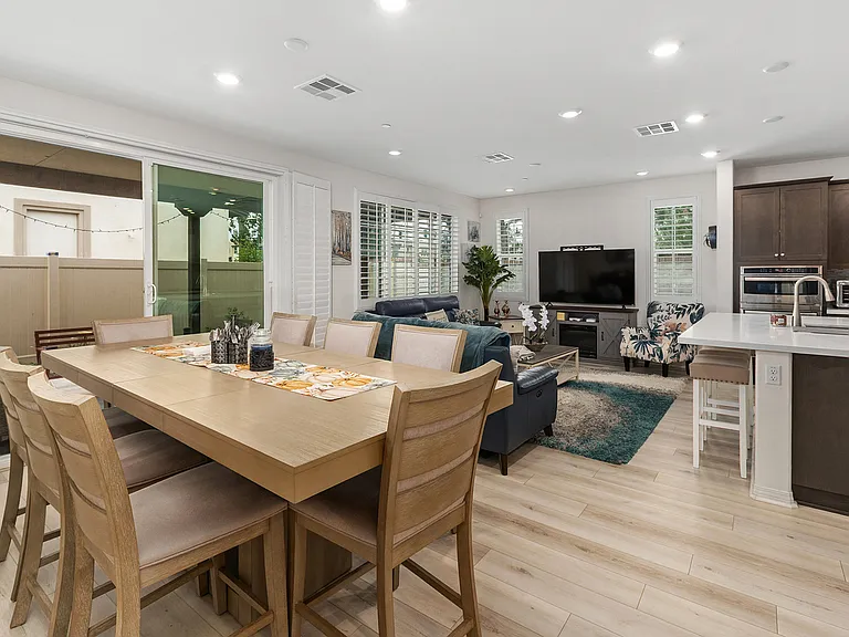 4536 S Afton Privado — Photo 8