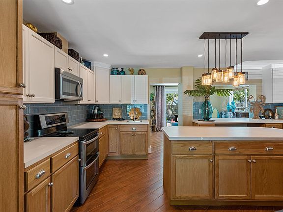 5th image of 5171 NE 3rd Avenue