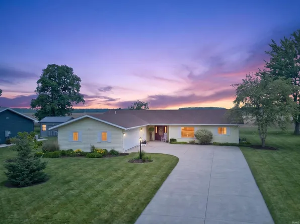 422 Meadow Ln, Ossian, IN 46777
