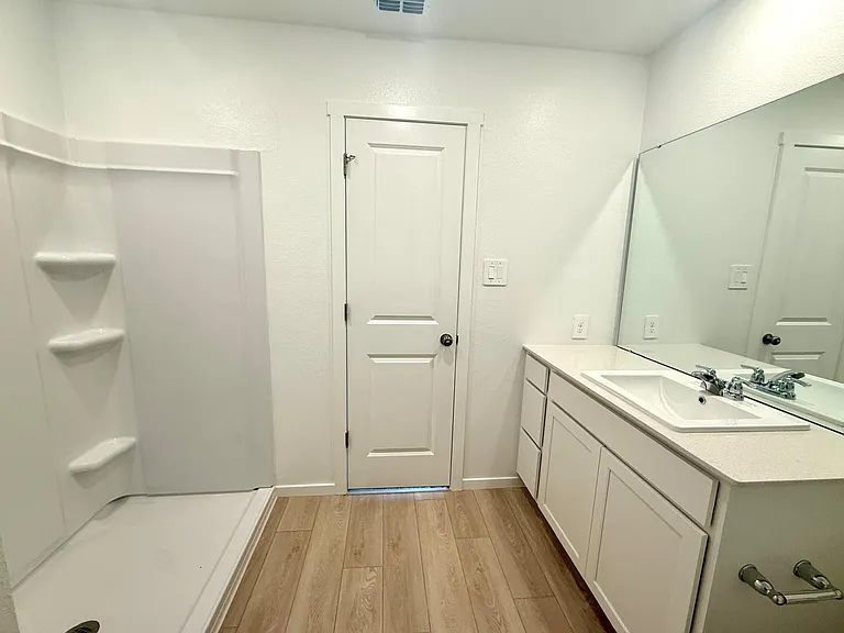 874 Lynx St — Photo 13