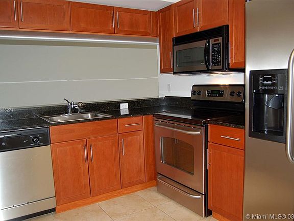 4th image of 9975 NW 46th St APT 306
