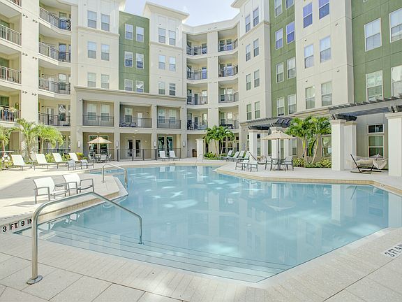 4th image of 2650 Dade Ave #1435