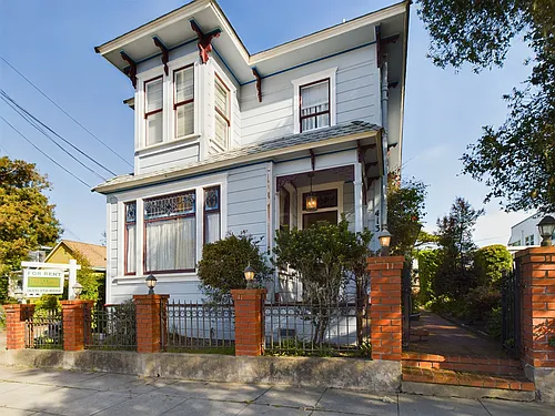 413 Forest Ave Photo 1