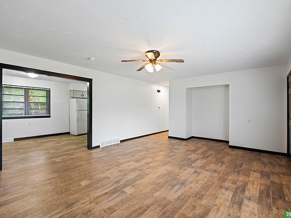 4th image of 5508 Fontenelle Blvd