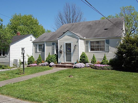 3rd image of 133 Aspen Ave