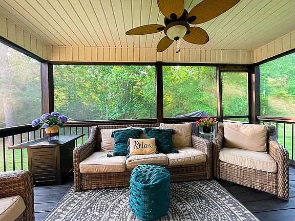 Screened in outdoor living