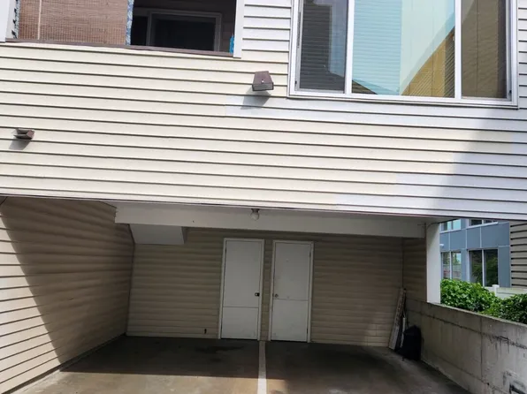20301 19th Avenue NE #312, Shoreline, WA 98155