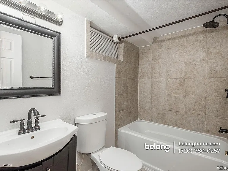 291 S Nome St — Photo 14