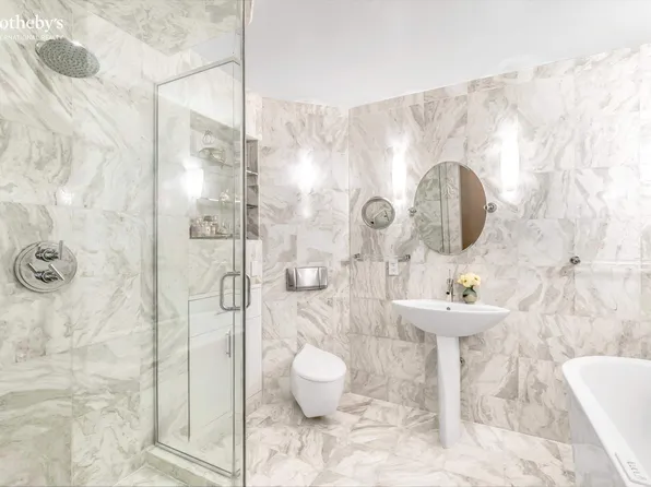 415 East 37th Street image 7 of 12