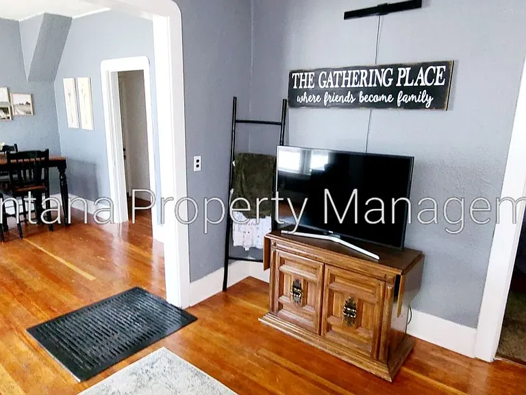 500 E Commercial Ave — Photo 7