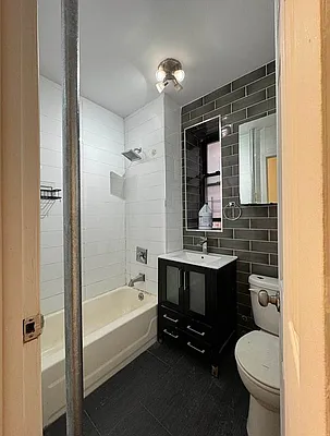 Rented by Heritage Realty LLC | media 3