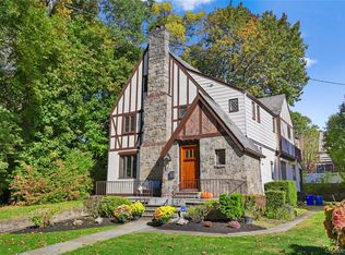 19 Huntwood Place, Mount Vernon, NY 10552