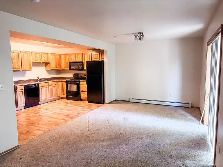 530 Burton St #3A — Photo 2