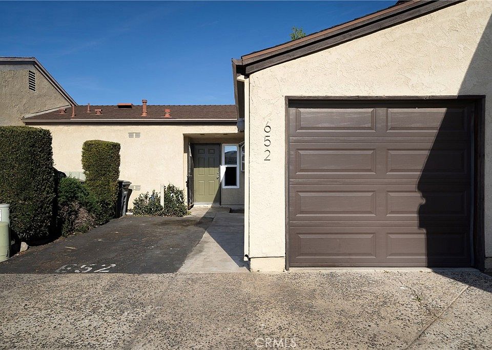 1st image of 652 Parkview Dr