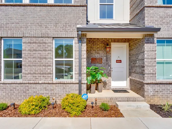 1641 Adams St, Chattanooga, TN 37408