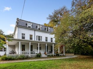 250 Fort Hill Rd, Scarsdale, NY 10583