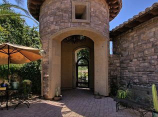 821 N Country Plz E, Gilbert, AZ 85234