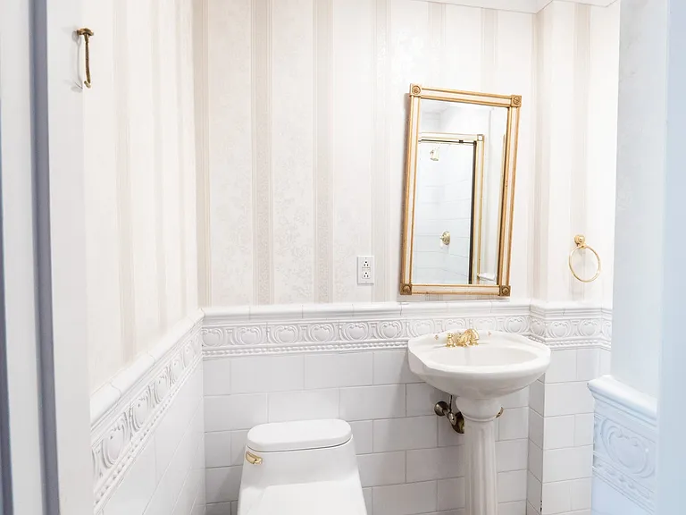 218 Commonwealth Ave #2 — Photo 16