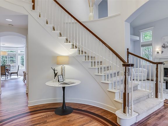 3rd image of 4553 84th Avenue SE