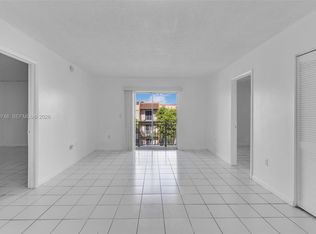Sunset Villas Condo, Miami, FL 33126
