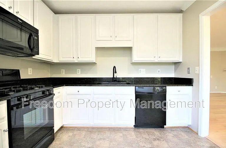 12624 Fair Crest Ct #304 — Photo 9