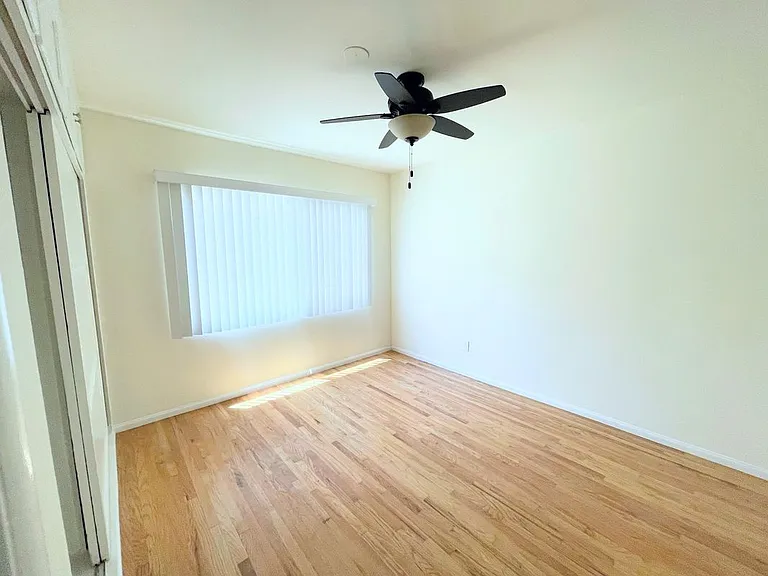 11230 Hortense St #4 — Photo 11