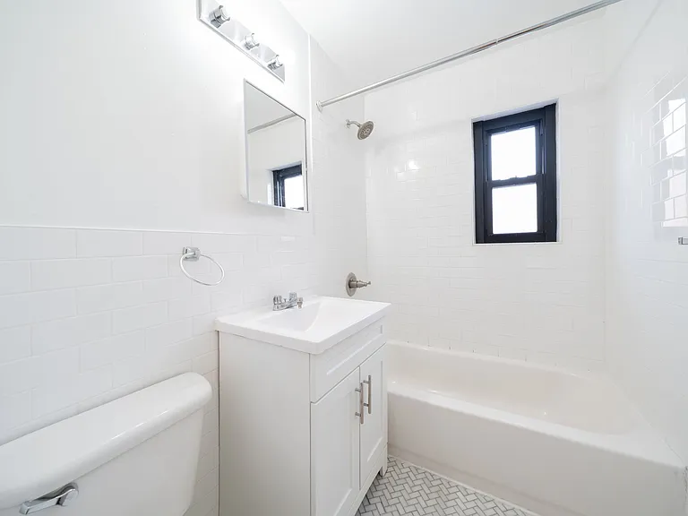 150-39 75th Ave #2D — Photo 9