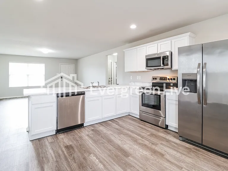 17 Dobbin Dr — Photo 5