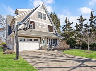 333 S Kenmore Ave, Elmhurst, IL 60126