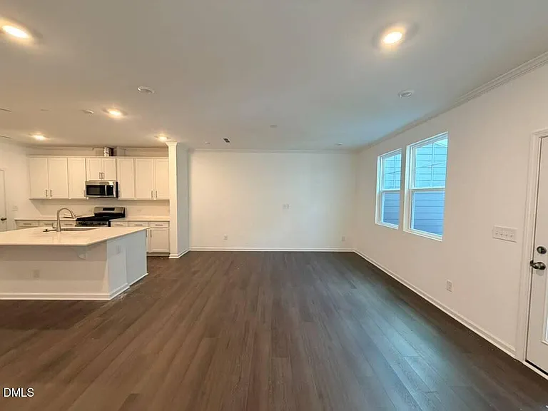 228 Deercroft Dr — Photo 10