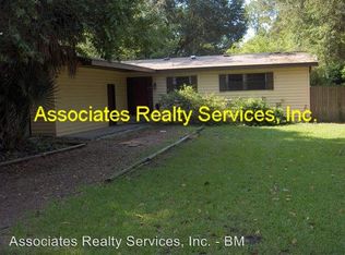 915 NW 11th Ave, Gainesville, FL 32601