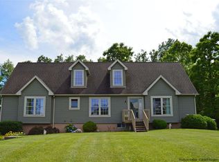 3 Sara Ln, Lloyd, NY 12528