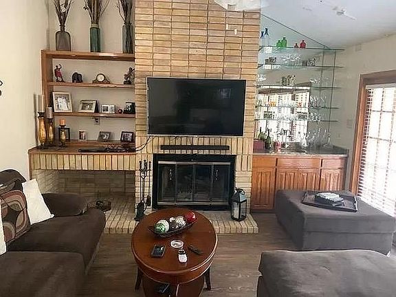 3rd image of 6030 Glen Heather Dr