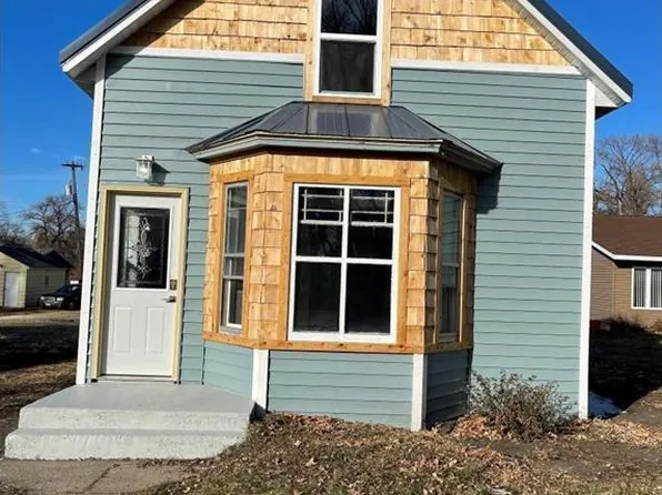 210 Alaska Ave, Hoffman, MN 56339