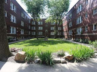 4712 N Racine Ave #S3, Chicago, IL 60640