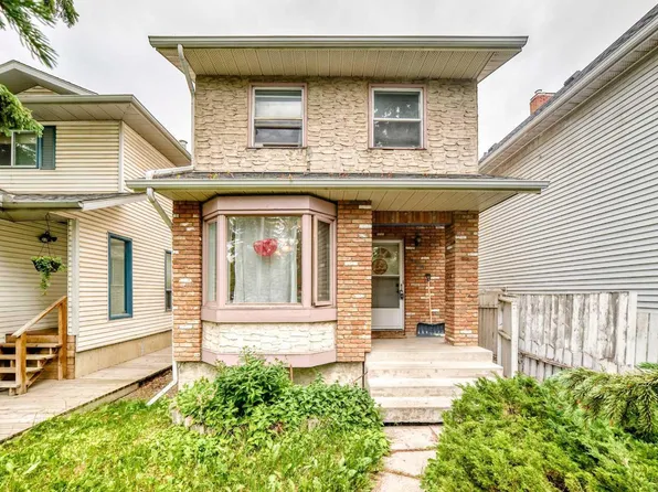 454 20th Ave NW, Calgary, AB T2M 1C4