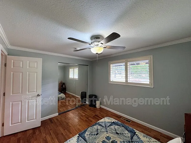 2270 Madrona Dr SE — Photo 15